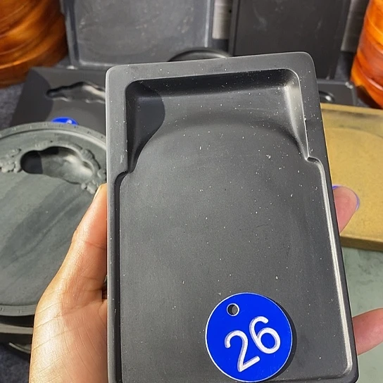 秋***雨歙砚                26