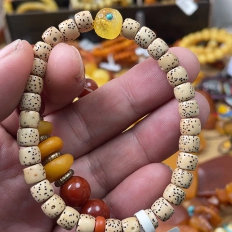 手串琥珀未镶嵌手串