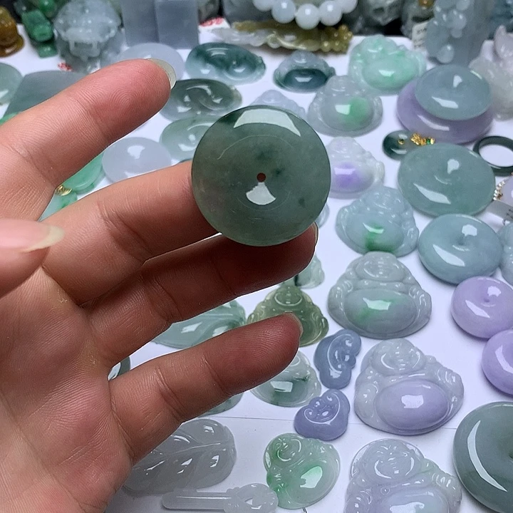 翡翠未镶嵌颈饰天然翡翠