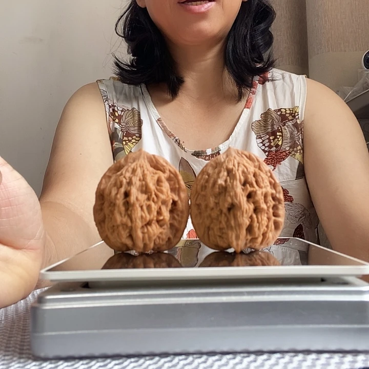 宇***助吊坠文玩核桃虎头