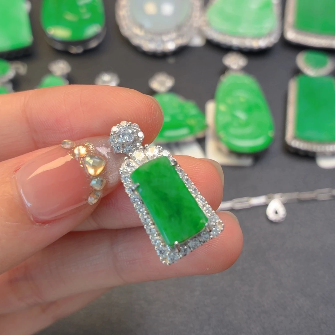 翡翠银S925镶嵌颈饰