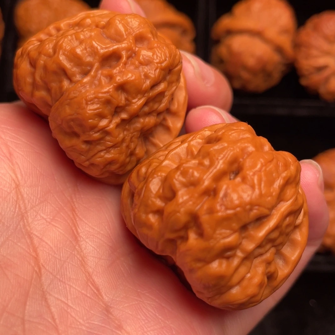 文玩核桃吊坠秦岭野生文玩核桃