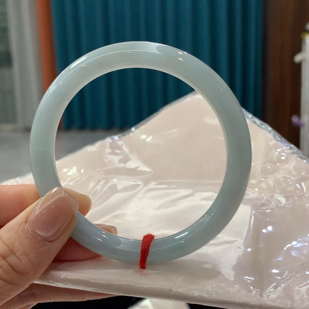 未镶嵌手镯翡翠完美者慎拍 圈口58.9