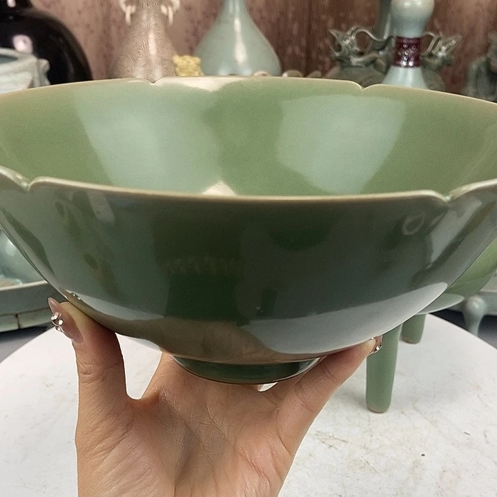 吉***康汝瓷天青釉鼠纹盘一件