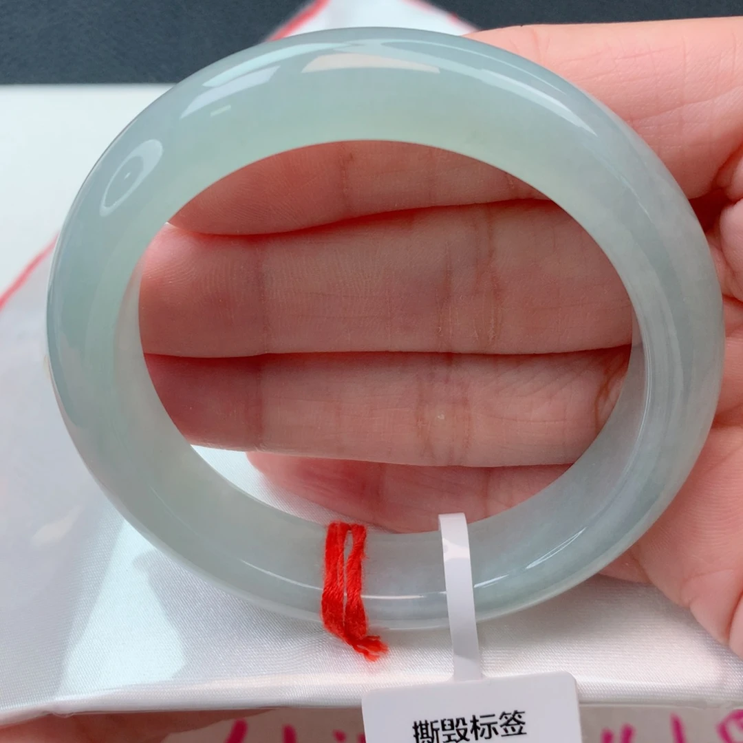 翡翠未镶嵌手镯54.5圈细糯冰起胶甜绿底有棉线