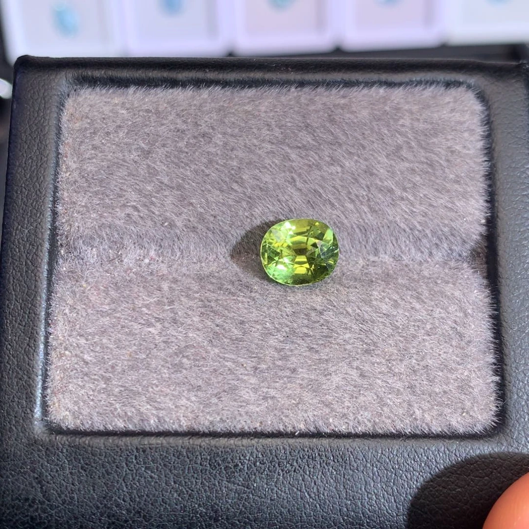 珠宝奇石未镶嵌碧玺1.985克拉