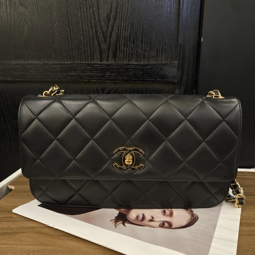 95新 Chanel/香奈儿 24C黑金珐琅扣法棍cf单肩包