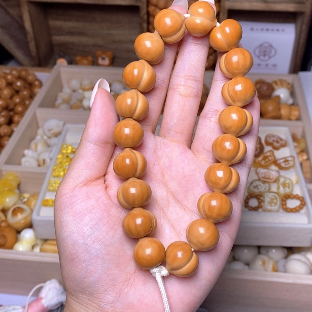 猴头核桃吊坠15柯基肥臀