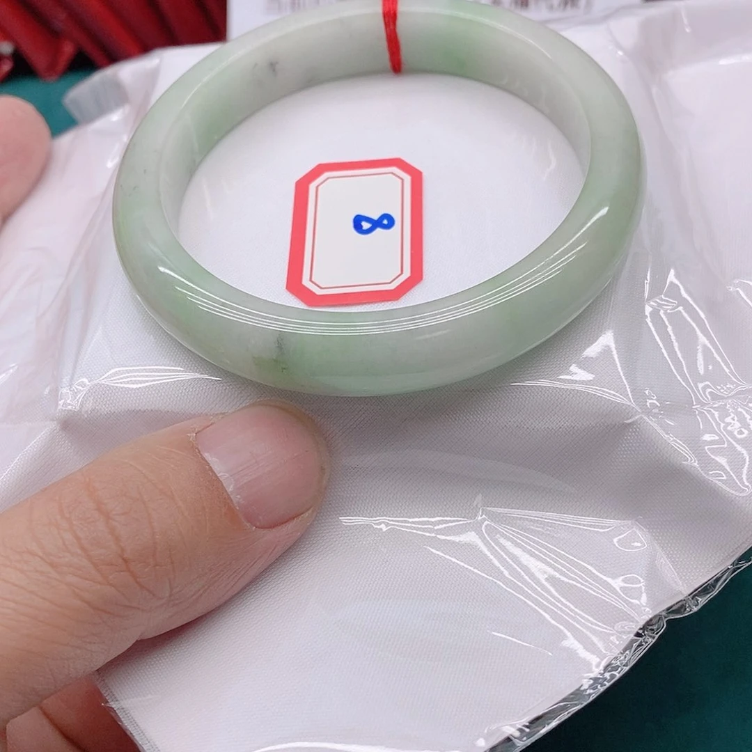 翡翠手镯未镶嵌九*088888888