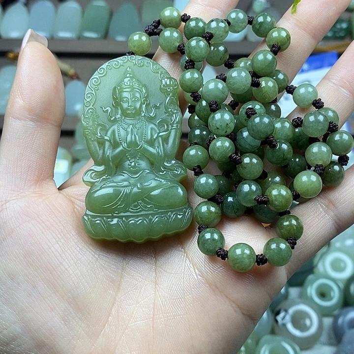和田玉未镶嵌颈饰观音牌
