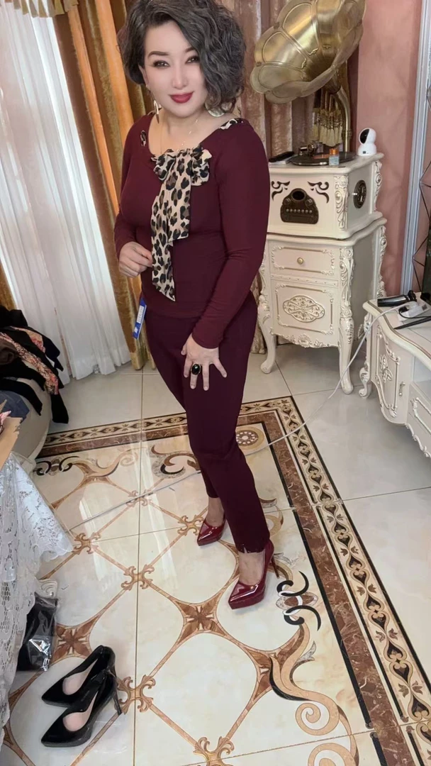 ئارزۇ  يىڭىلىق رەخت ئەنگىلاخوڭ ئىشتان 新款女士裤子