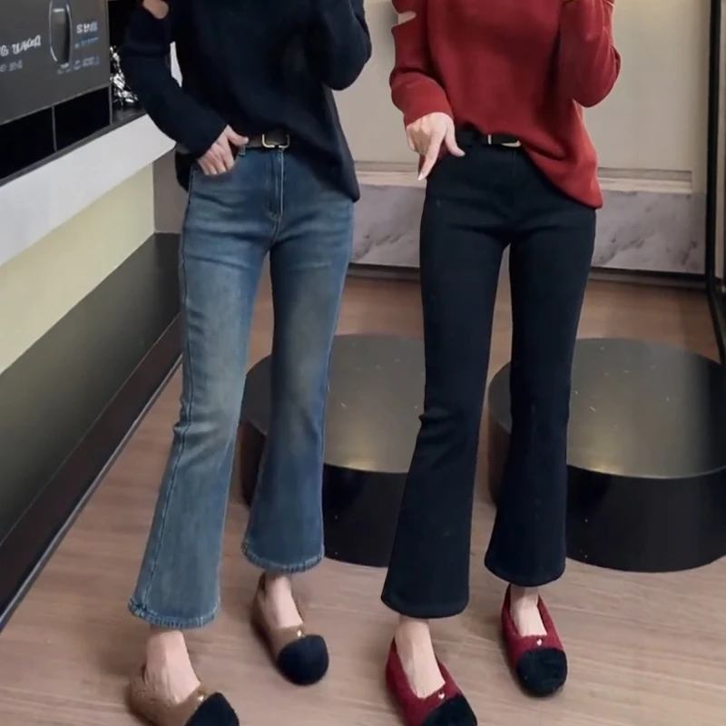 大码女装复古直筒马蹄牛仔裤女秋冬新款加绒加厚流行弹力微喇叭裤