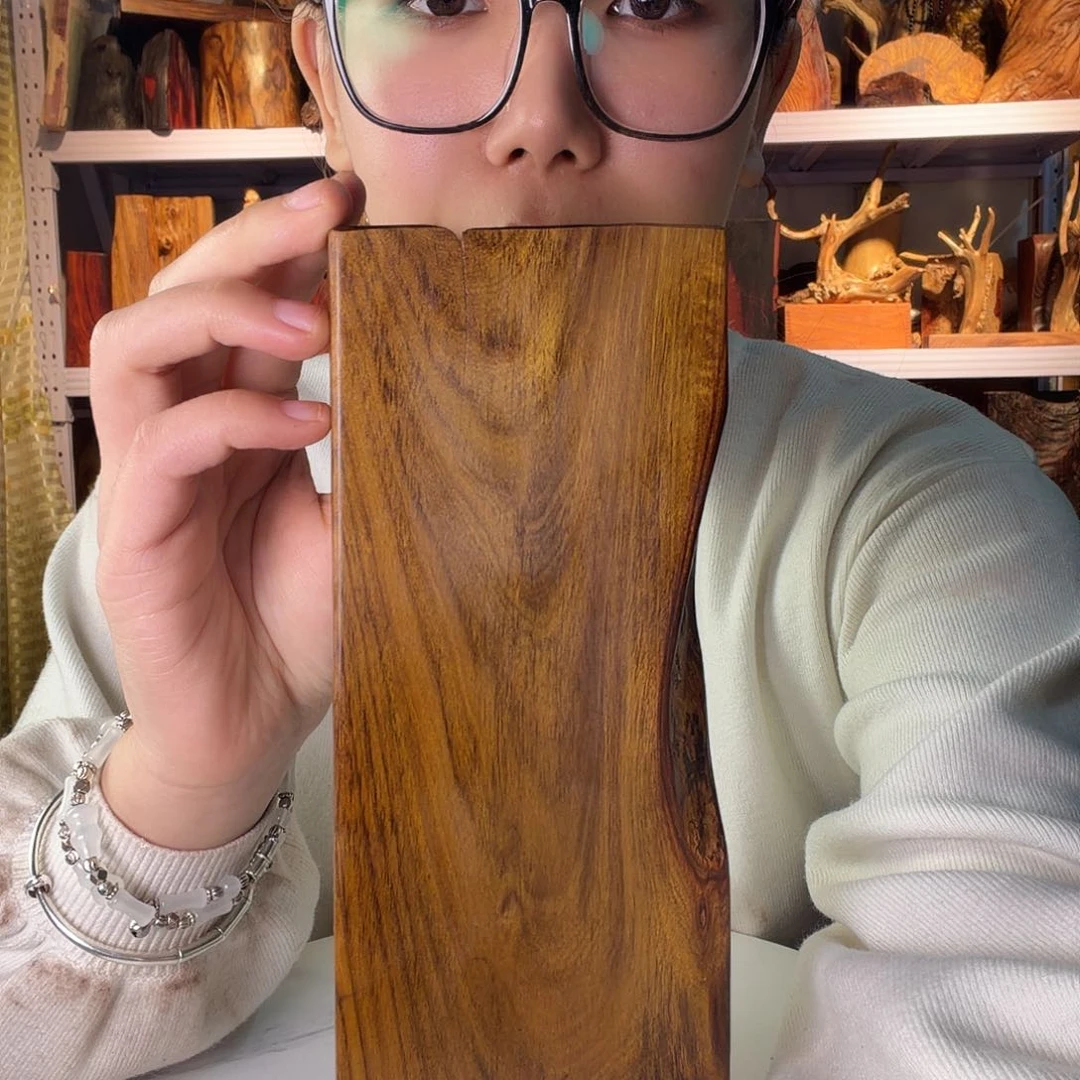 紫檀木类端景台吃*虫