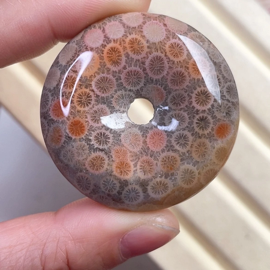 【闪购商品】硅化玉吊坠(赠链)未镶嵌