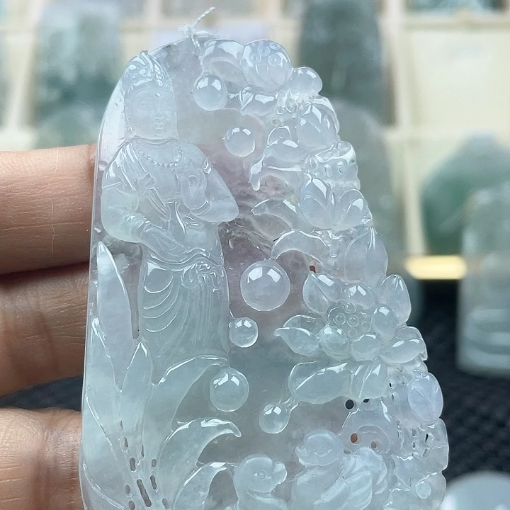 颈饰未镶嵌翡翠天然翡翠A货观音