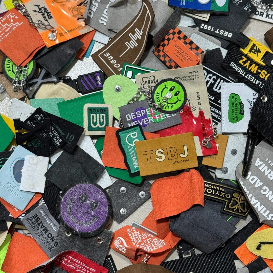 潮牌布贴（半斤 大概80个 各种款式）