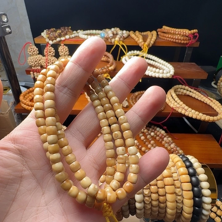夭***夭吊坠龙脊菩提0761