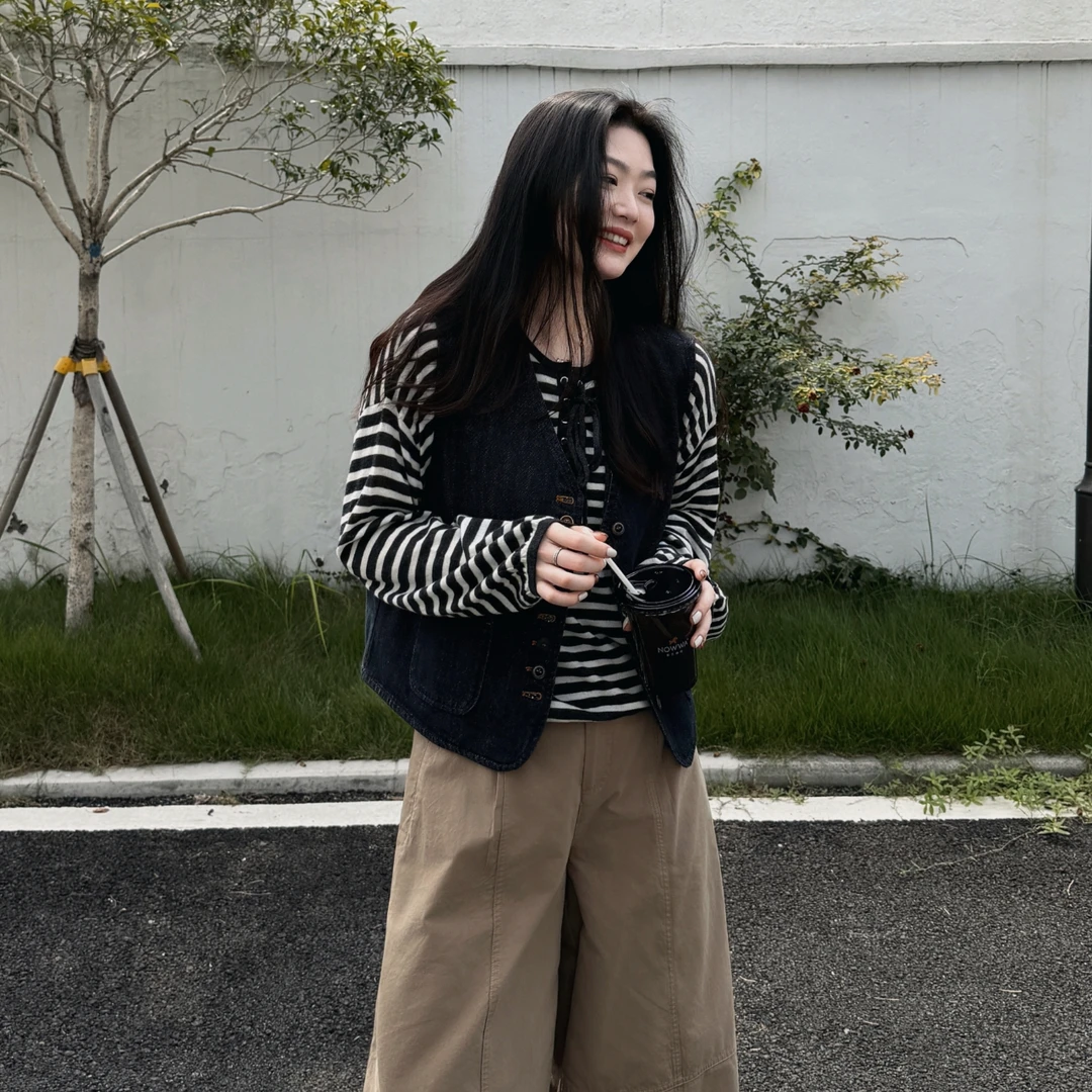 今婷秋季时尚复古做旧简约小众休闲百搭V领牛仔马甲-M25302355