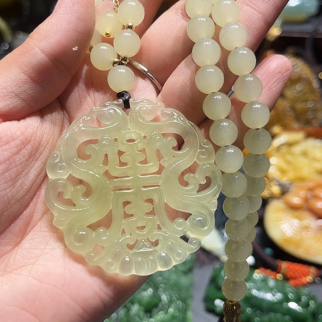 岫玉未镶嵌毛衣链