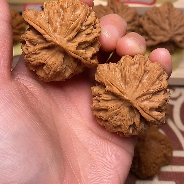 P***列文玩核桃吊坠43苹果