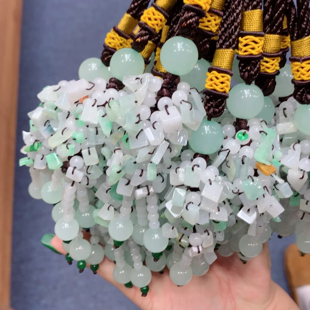 颈饰未镶嵌翡翠买断