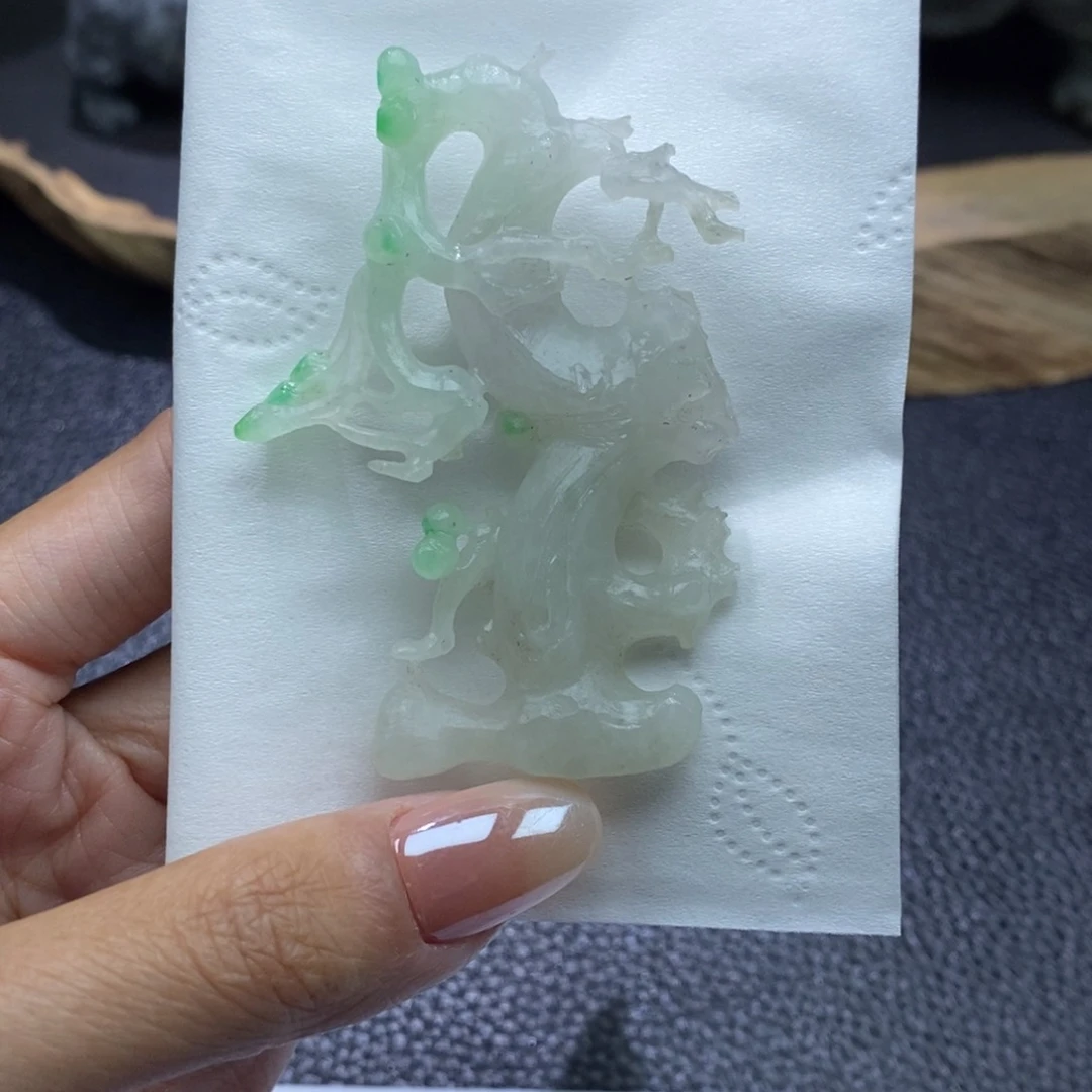 定制翡翠未镶嵌树