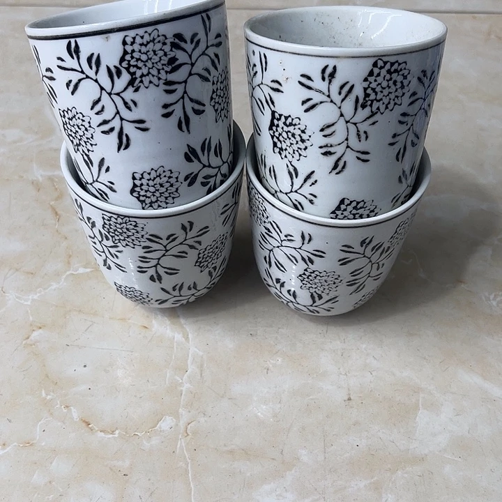 摆件四个一组，茶杯酒杯