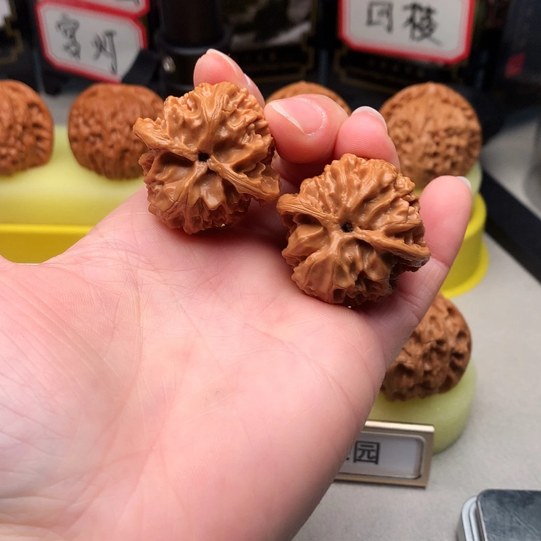 老***了文玩核桃吊坠34尺精品苹果园408号