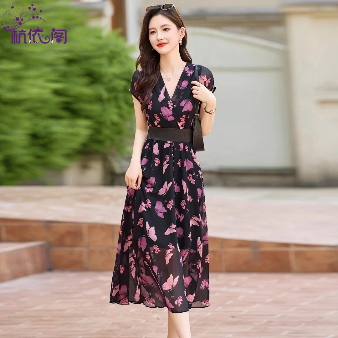 蝴蝶印花雪纺连衣裙女夏2025新款高级感法式v领收腰显瘦漂亮裙子