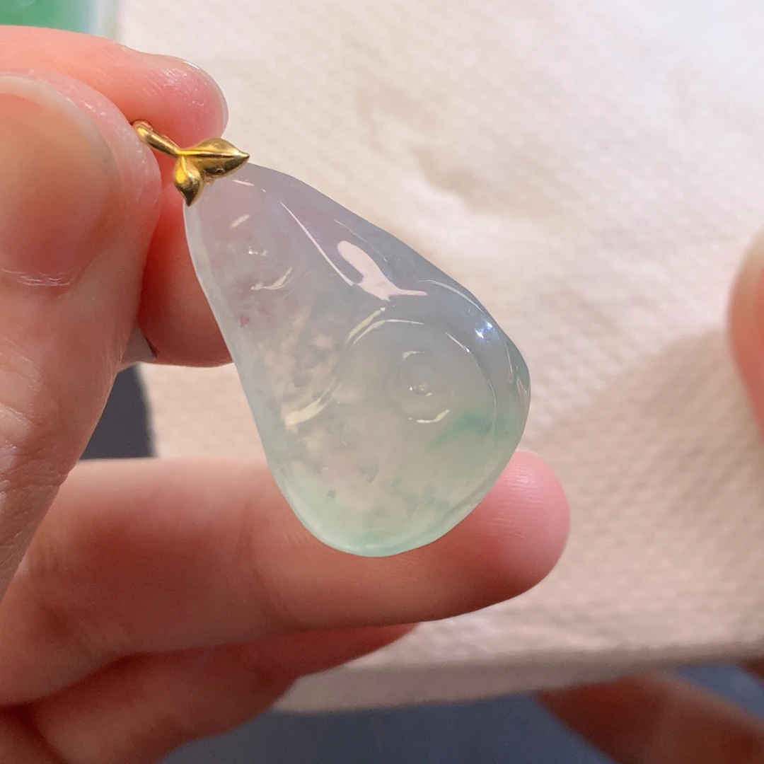 翡翠未镶嵌吊坠(不含链)384