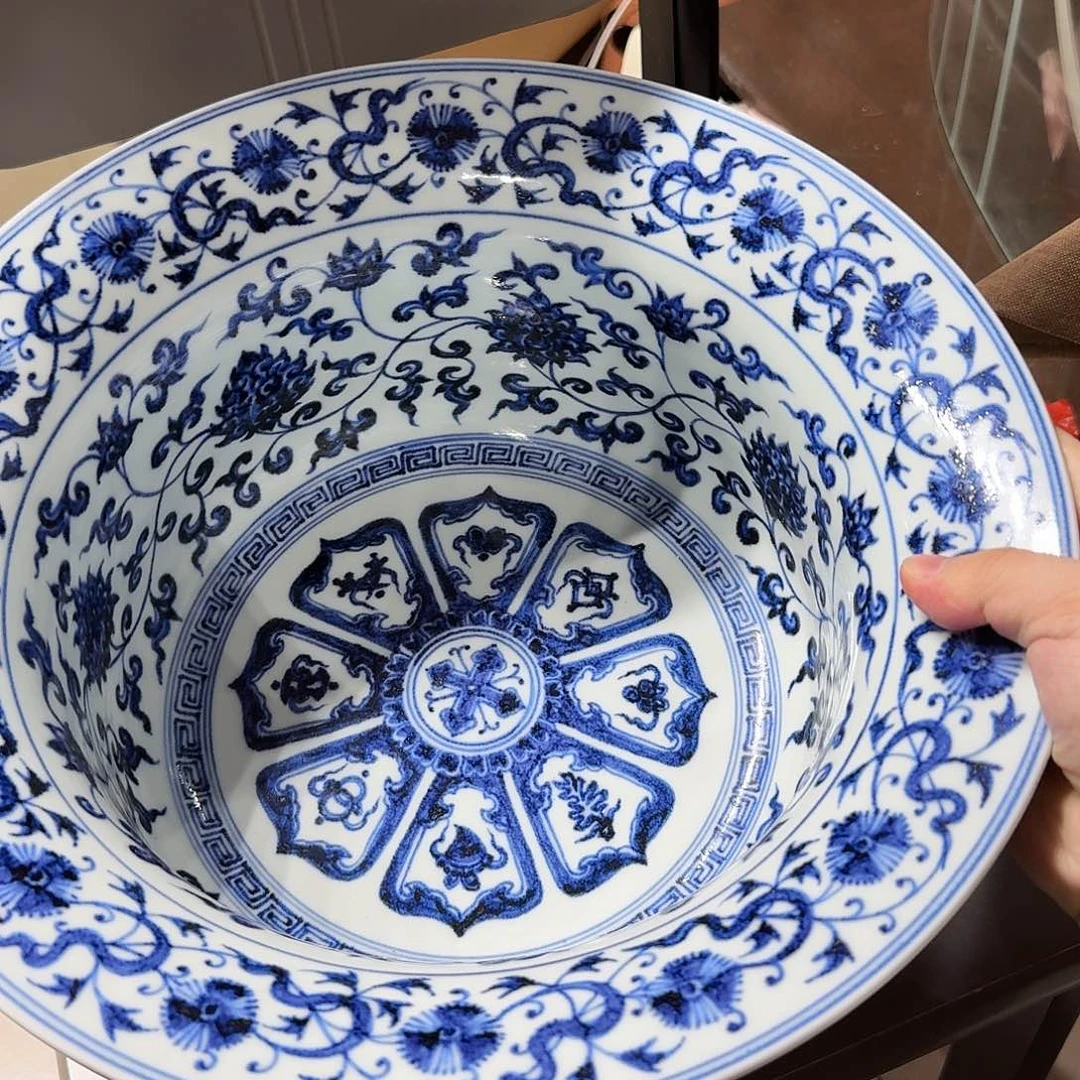 摆件瓷宇泽堂莲托八宝折沿洗