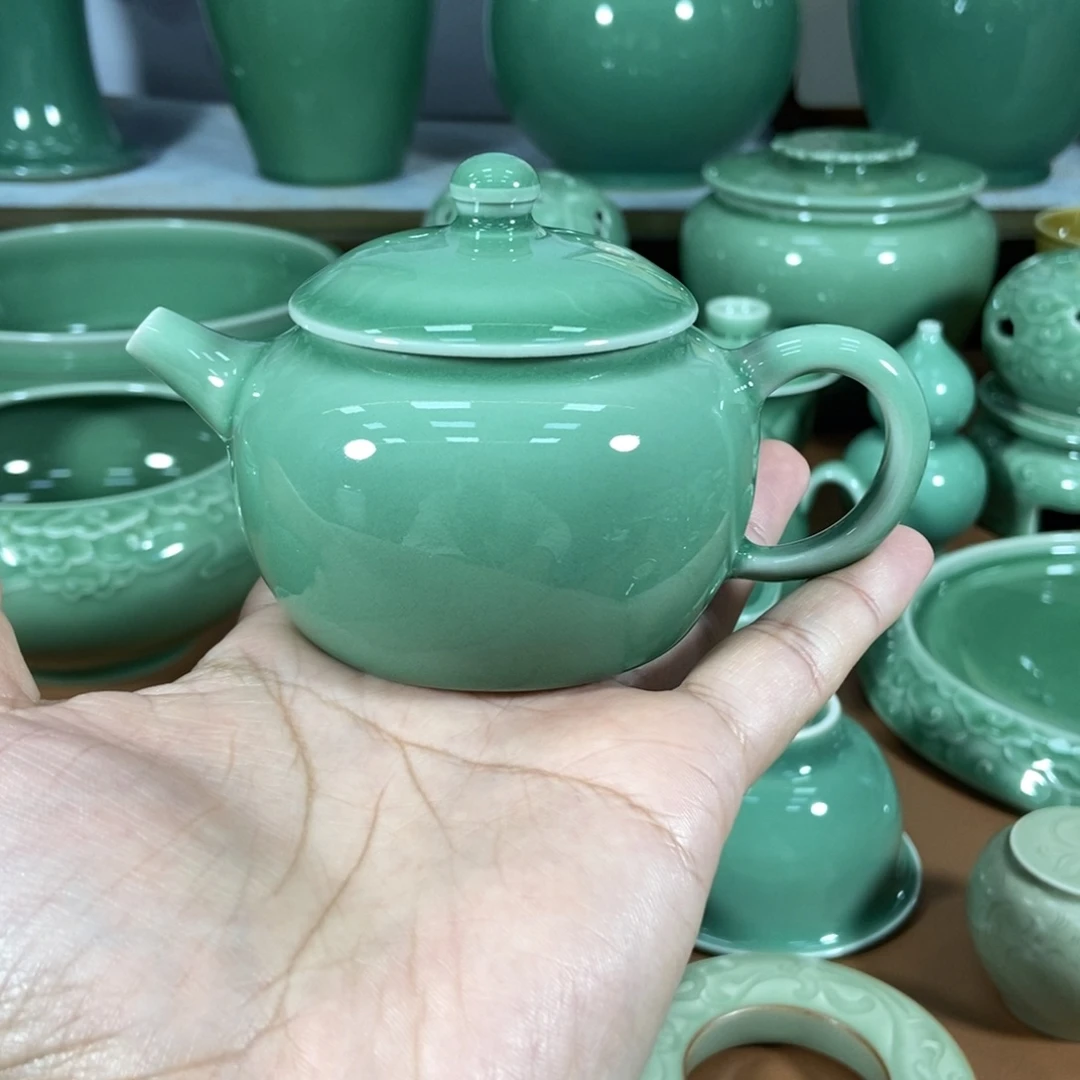 闪***丘龙泉青瓷茶器手工主人杯