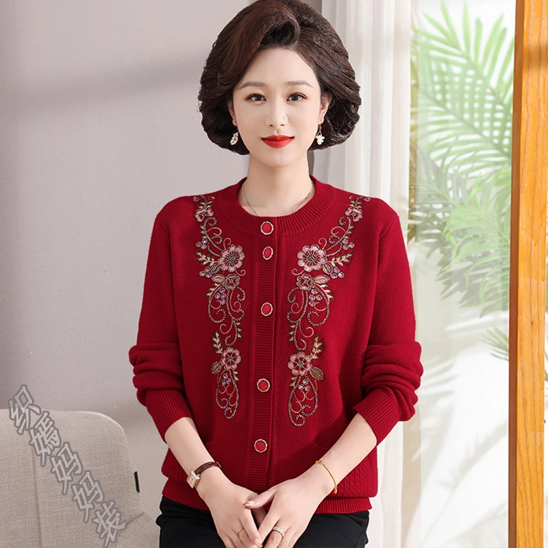 妈妈秋冬装长袖加厚针织毛衣外套2025中老年女装洋气保暖开衫上衣