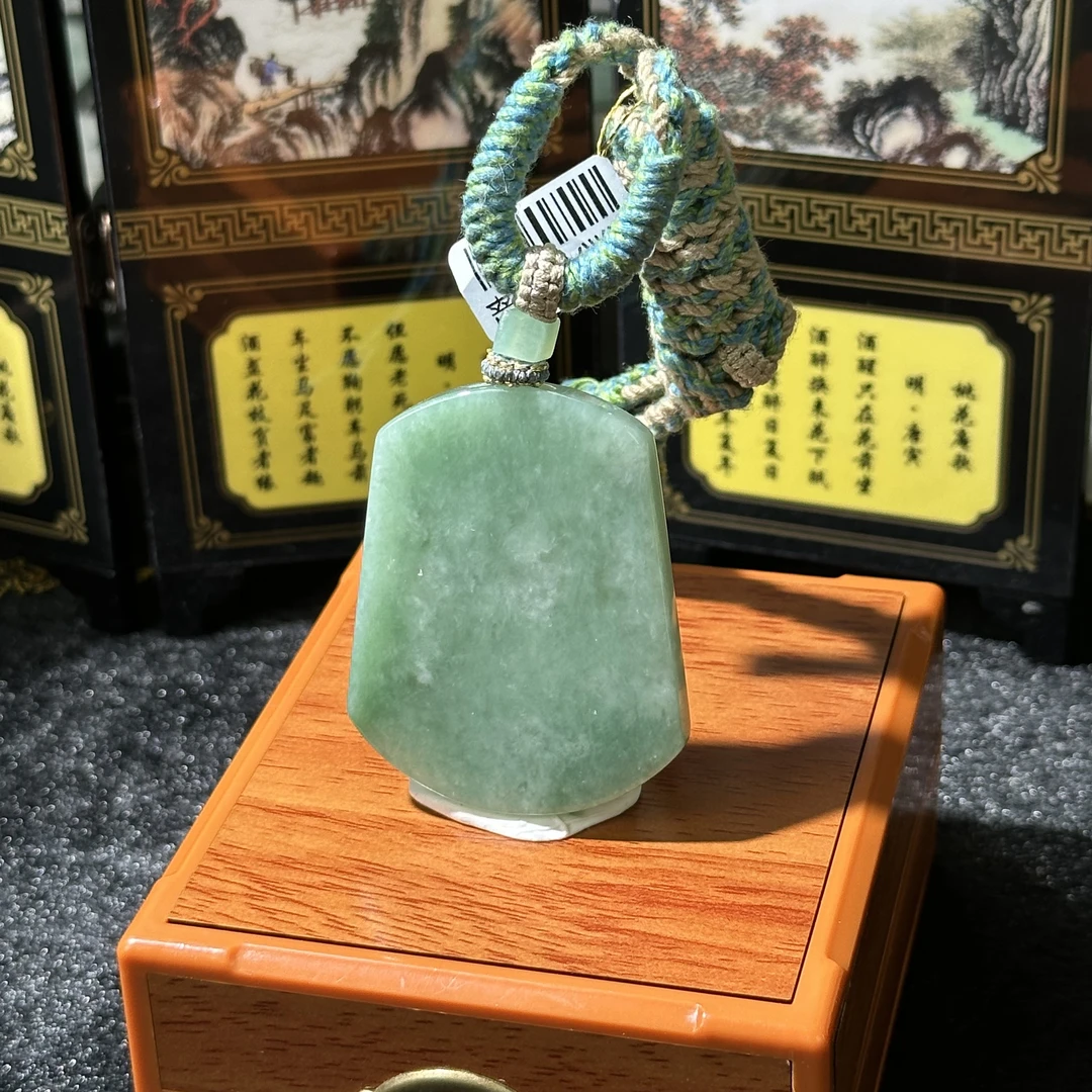 5644-天然翡翠-满色无事牌