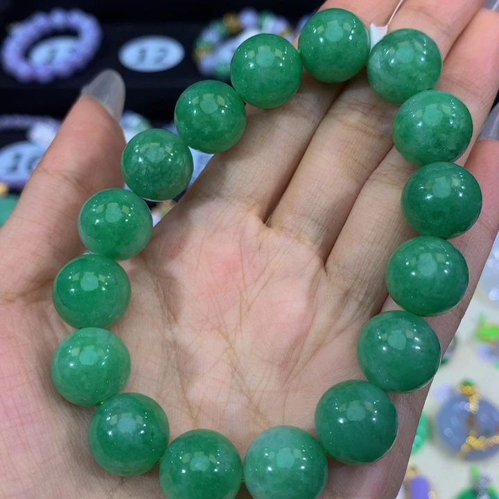 翡翠挂件未镶嵌翡翠13