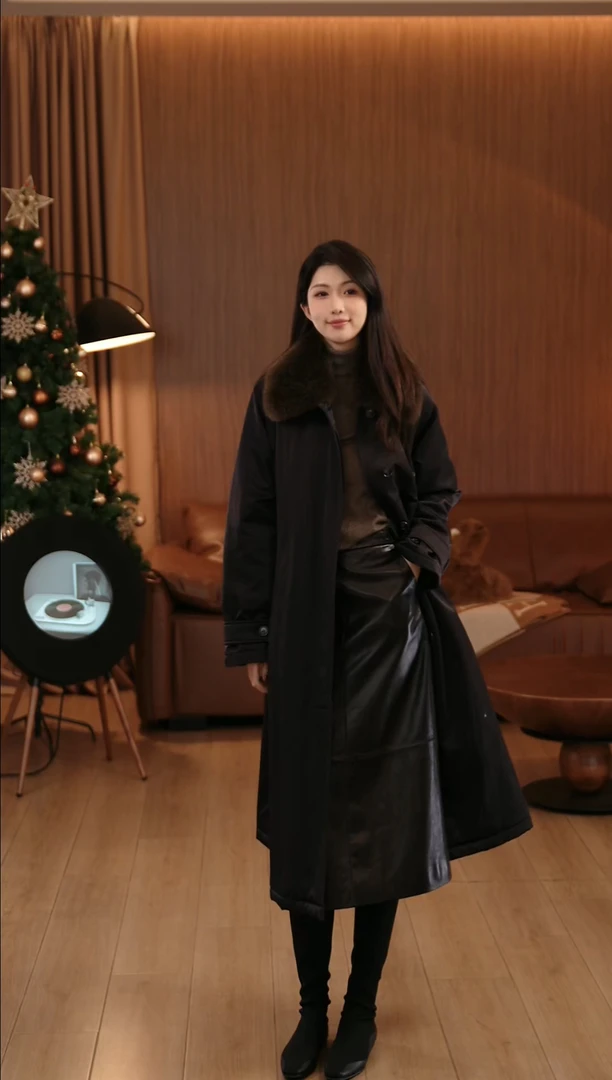 VITALITY COCO 【法式格调】进口三防山羊绒毛领90白鹅绒大衣-2990