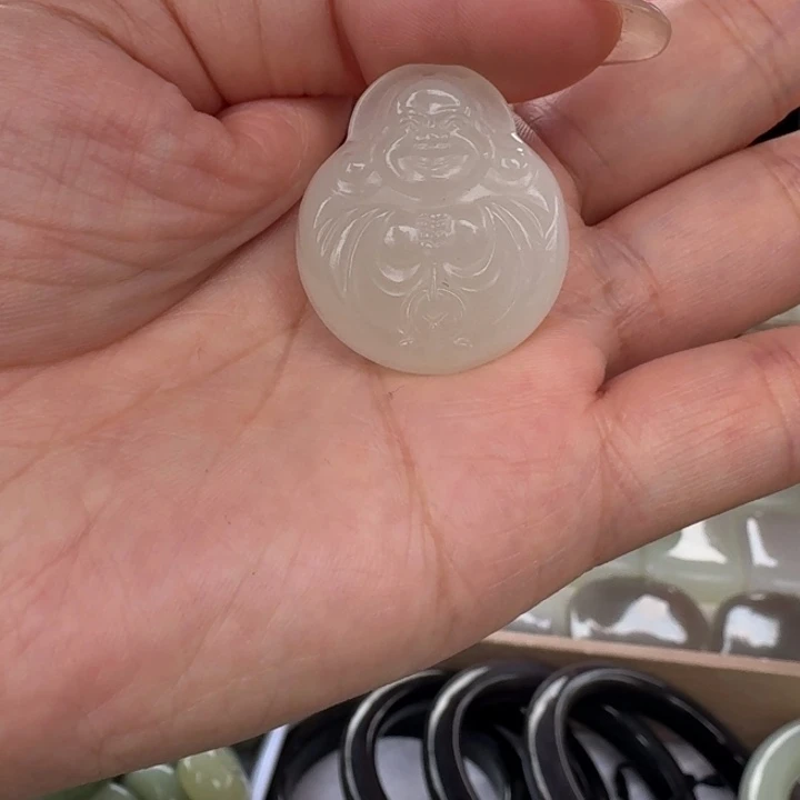 和田玉未镶嵌颈饰30