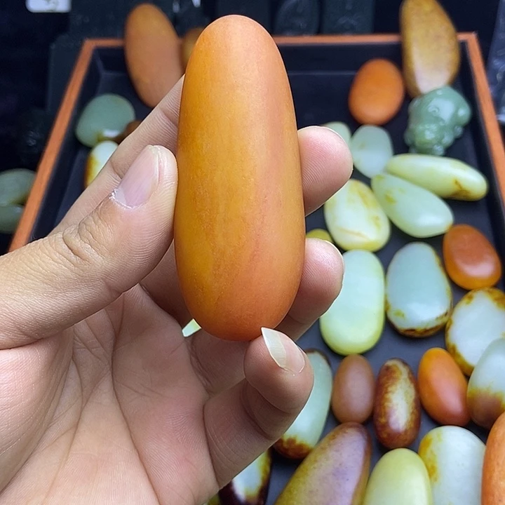 颈饰未镶嵌和田玉和****司
