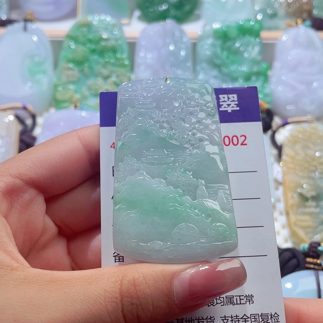 颈饰未镶嵌翡翠山水