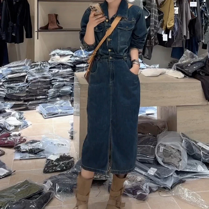 春秋新款复古慵懒风气质翻领系扣长袖连衣裙女今年流行时尚牛仔裙