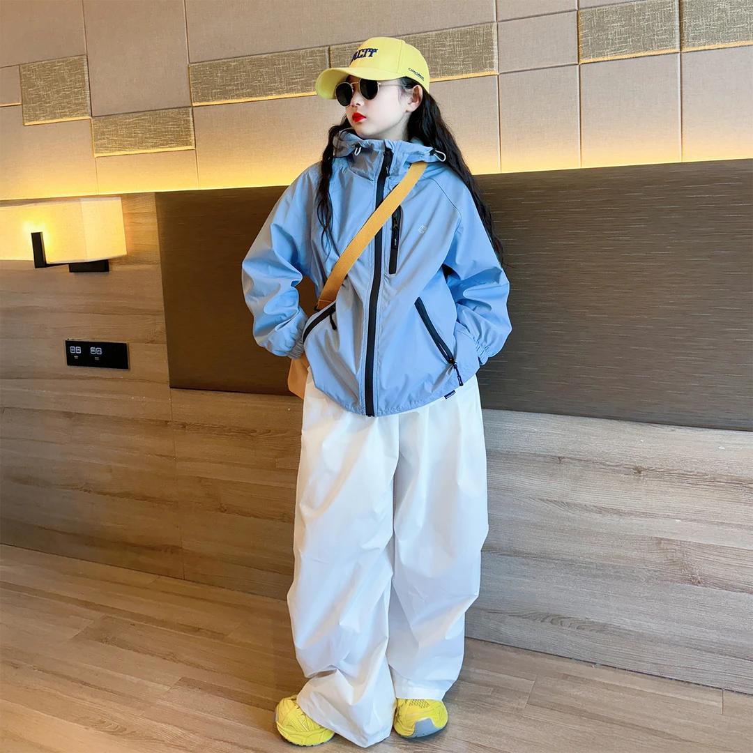 青少年女装学生初中生搭配套装2025新款又酷又飒的大童女装冲锋衣