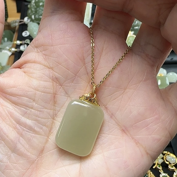 颈饰银S925镶嵌和田玉