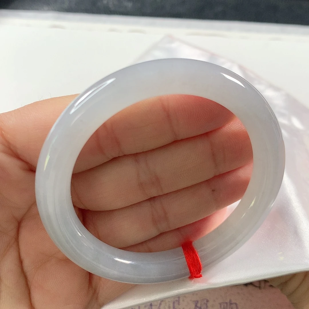 翡翠手镯未镶嵌⑧⑨