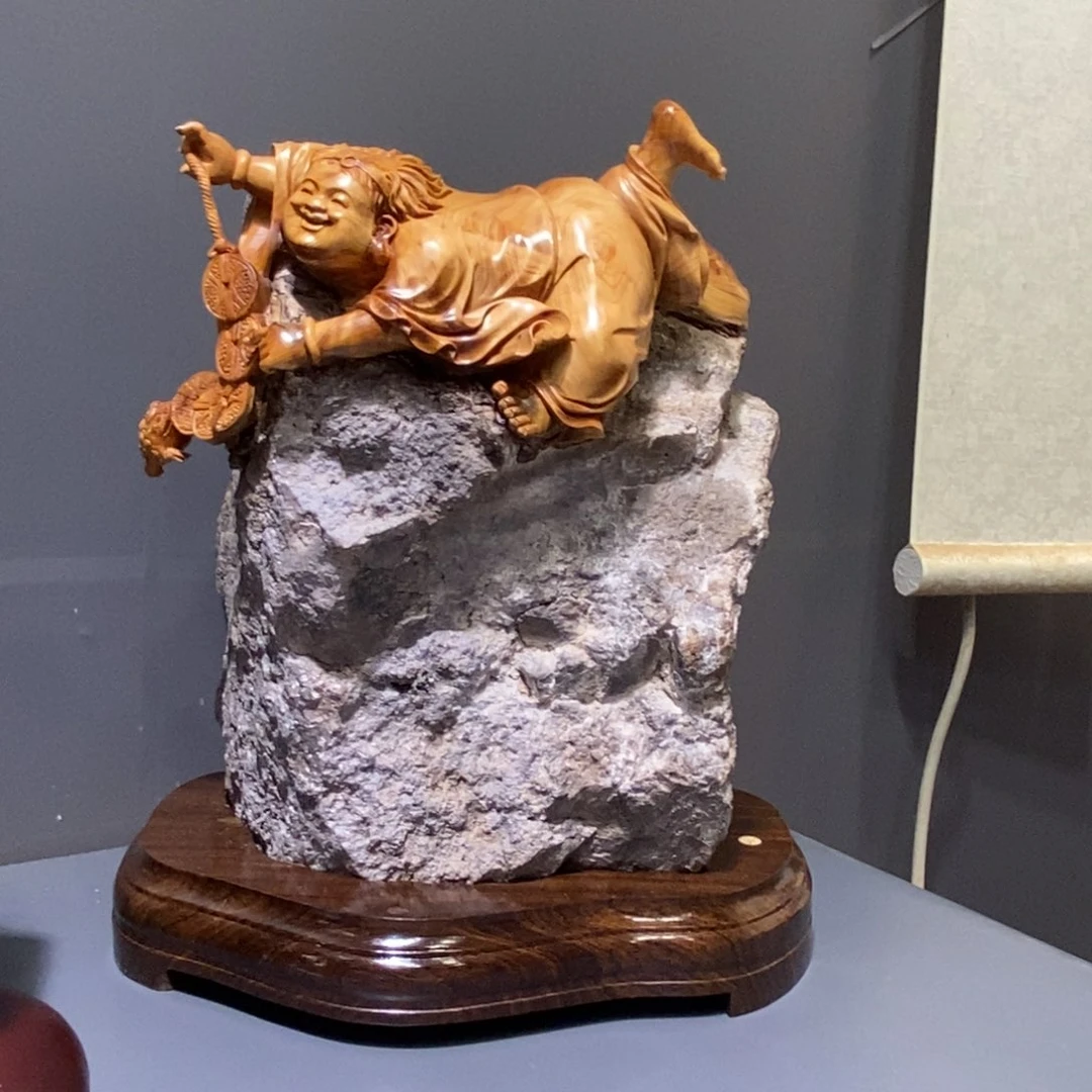 柏木装***的刘海戏金蟾意境