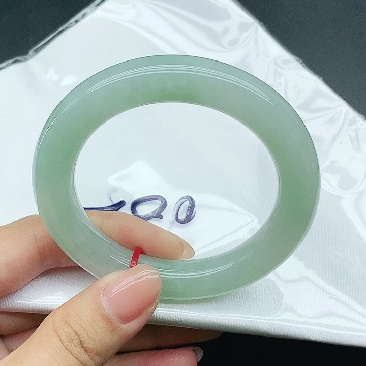 未镶嵌手镯翡翠082