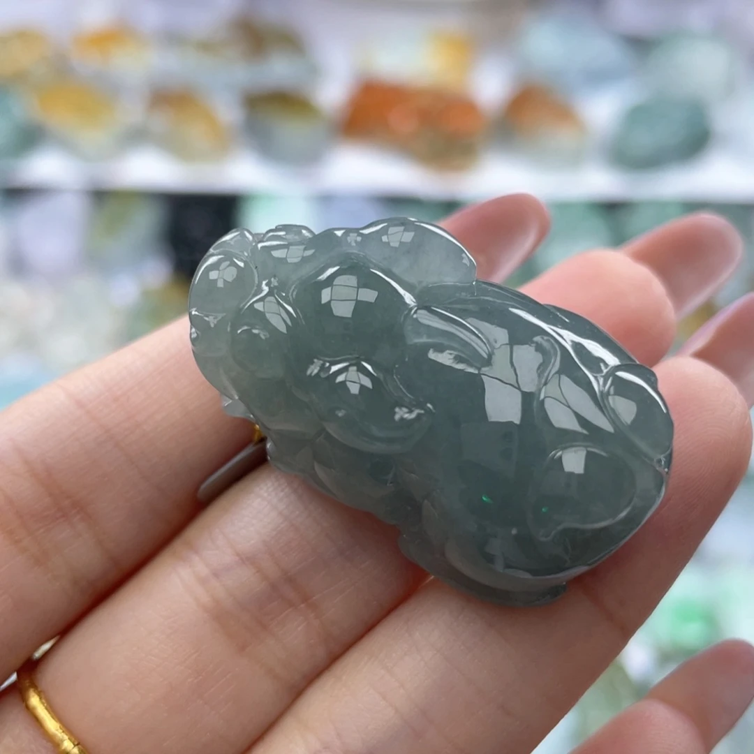 颈饰未镶嵌翡翠貔貅40