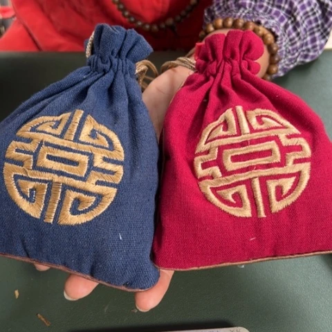 沉香摆件乌身香50克多样性发1个