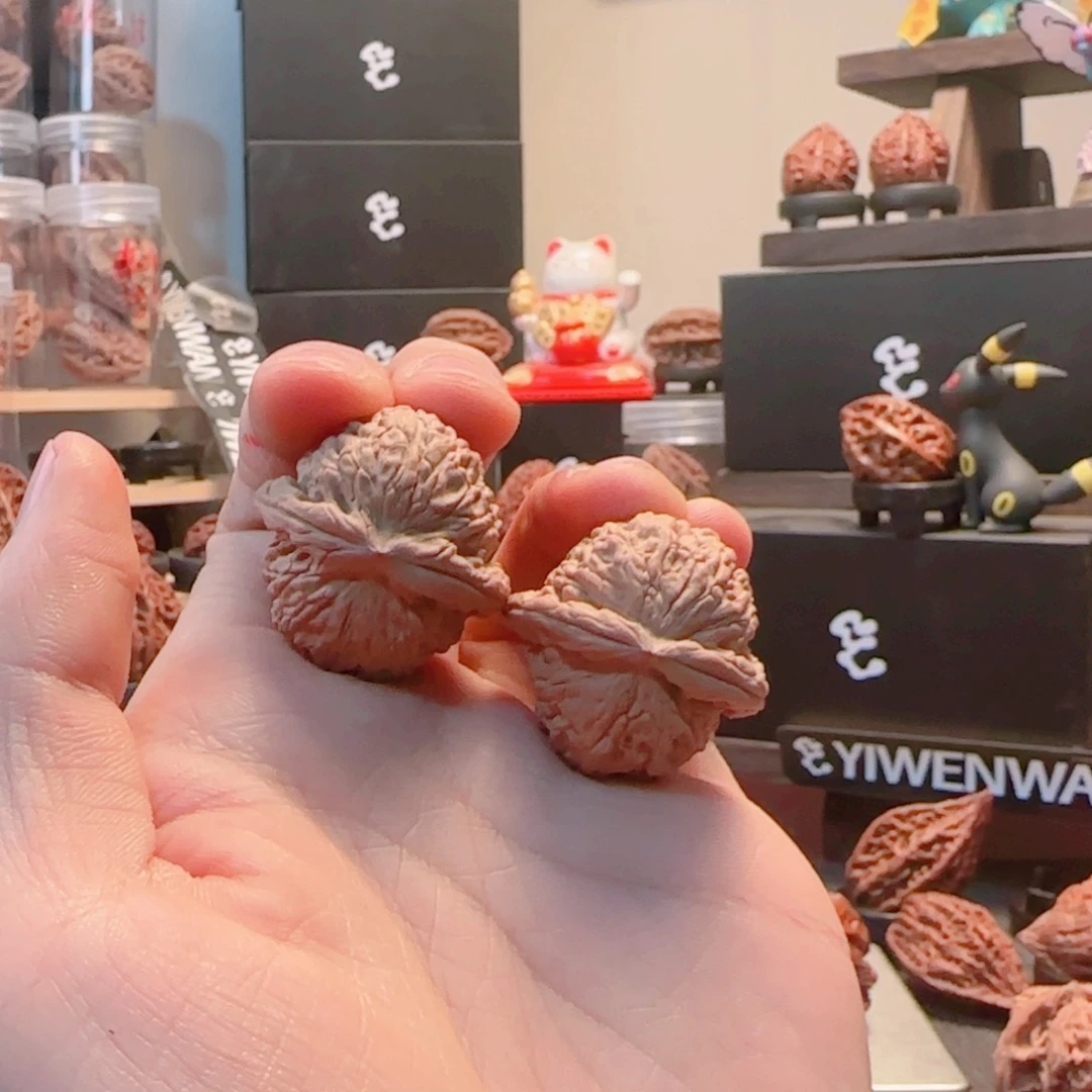 文玩核桃吊坠mvp1¥¥11