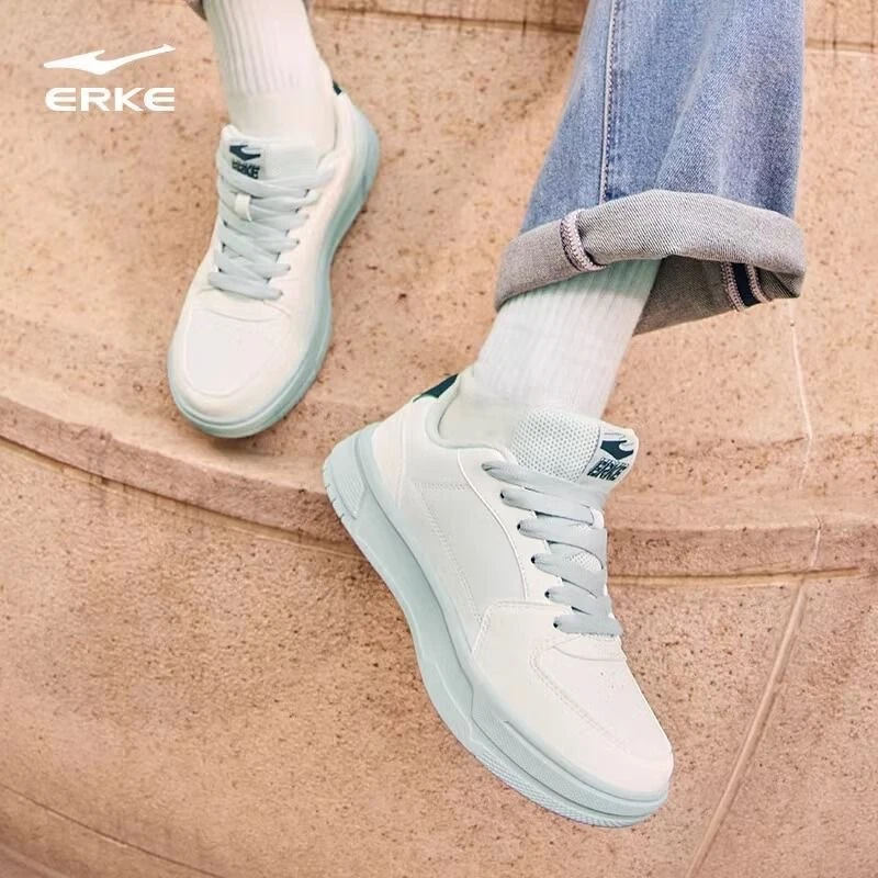 【小清新】天和丨鸿星尔克百搭经典时尚板鞋春季耐磨休闲情侣鞋