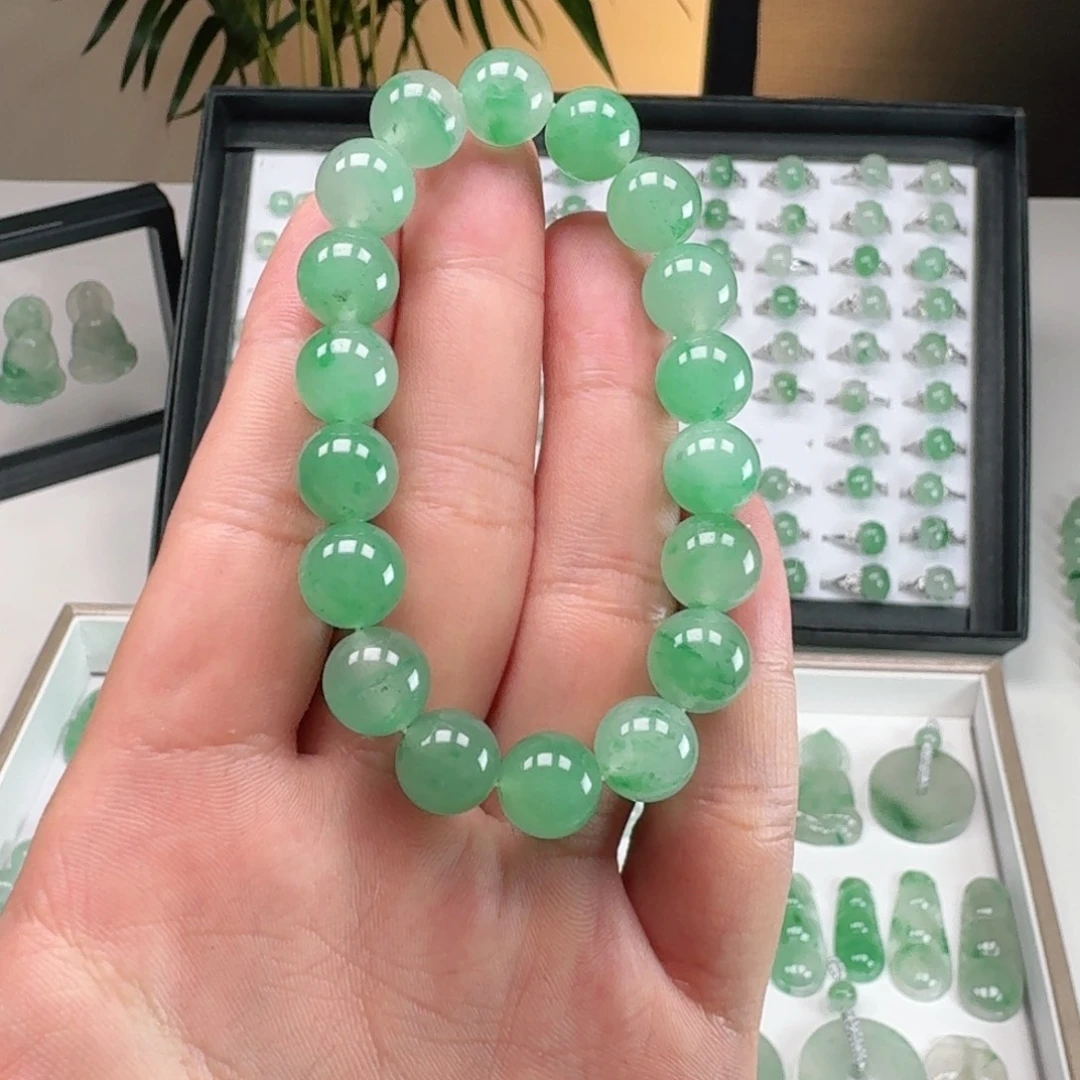 石英质玉（非洲翠）珠串未镶嵌